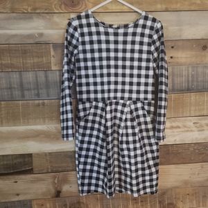H&M girl dress black/white checkered design 4-6y